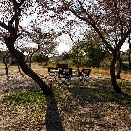 Hakusembe River Campsite Rundu Bagian luar foto